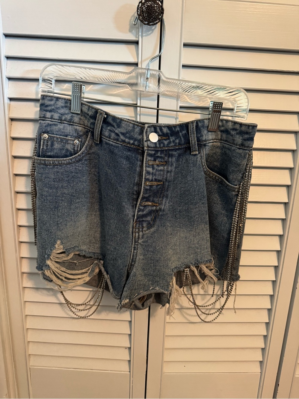 Distressed High-Waist Denim Shorts with Chain Fringe